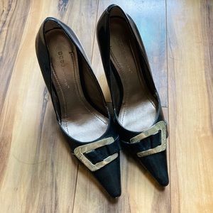 BCBG brown pointy toe high heels